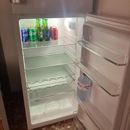 Amparo Home Family Stay Near Adda, Plaza De Toros & General Hospital Appartement Alicante