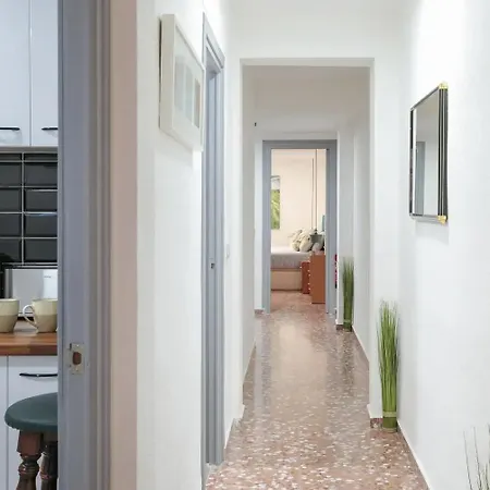 Amparo Home Family Stay Near Adda, Plaza De Toros & General Hospital Appartement Alicante