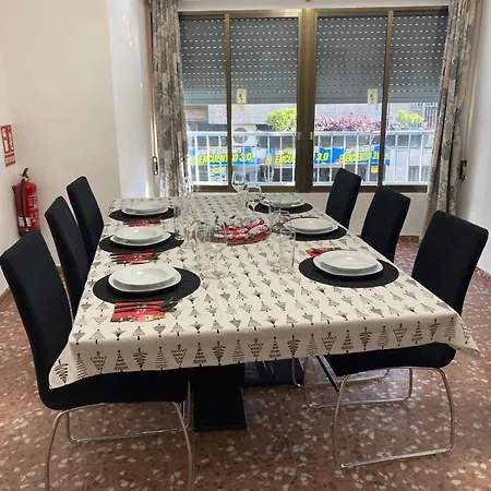 דירה Amparo Family Near Adda, Plaza De Toros & General Hospital *
